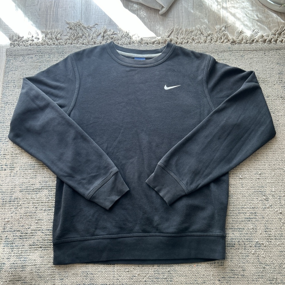 Aged vintage Nike Men's Dark Gray Crewneck Sweater